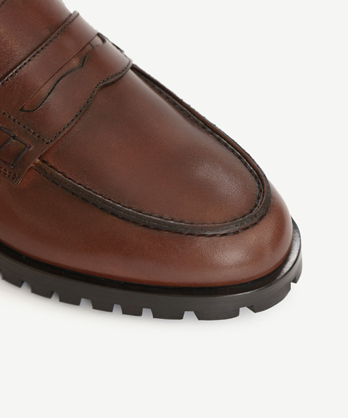 El Boyaması Deri Loafer