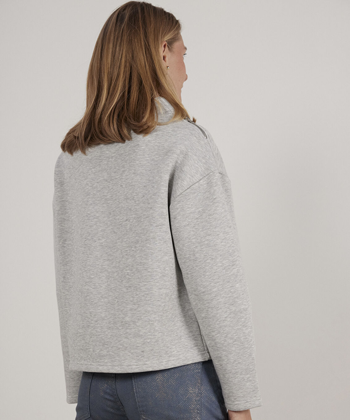 Omuz Detaylı Sweatshırt