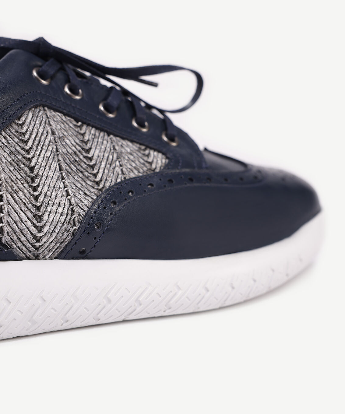 Hasır Detaylı Deri Sneakers