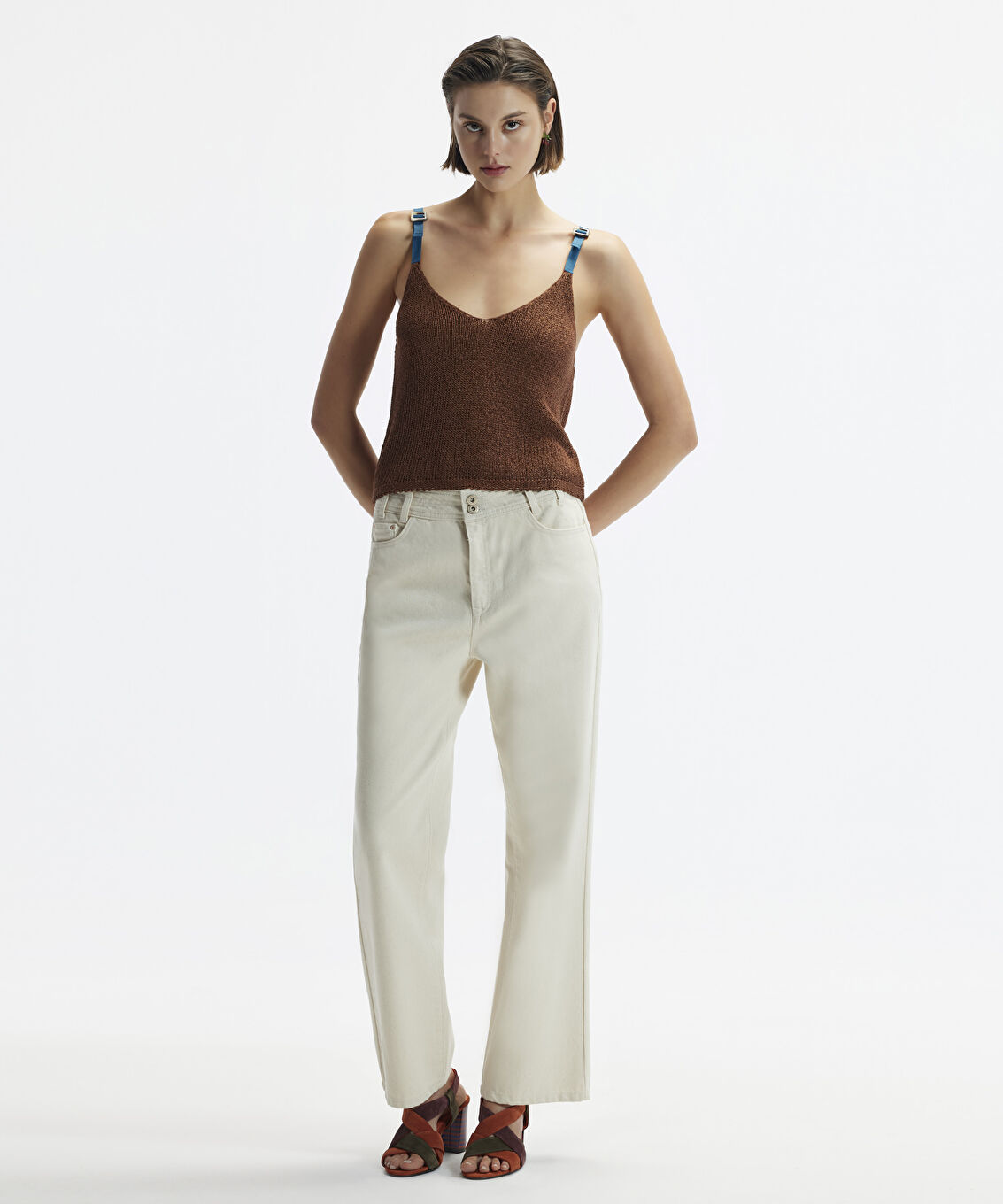 Kemer Detaylı Cropeed Fit Non-Denim Pantolon