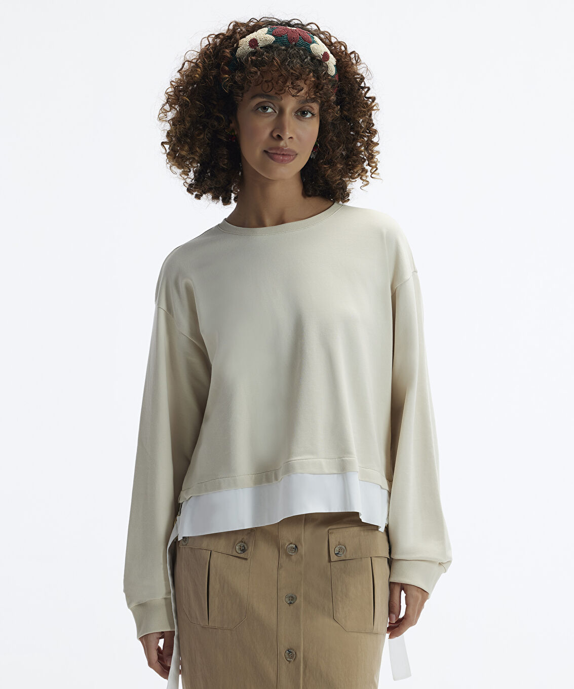 Kontrast Detaylı Sweatshirt