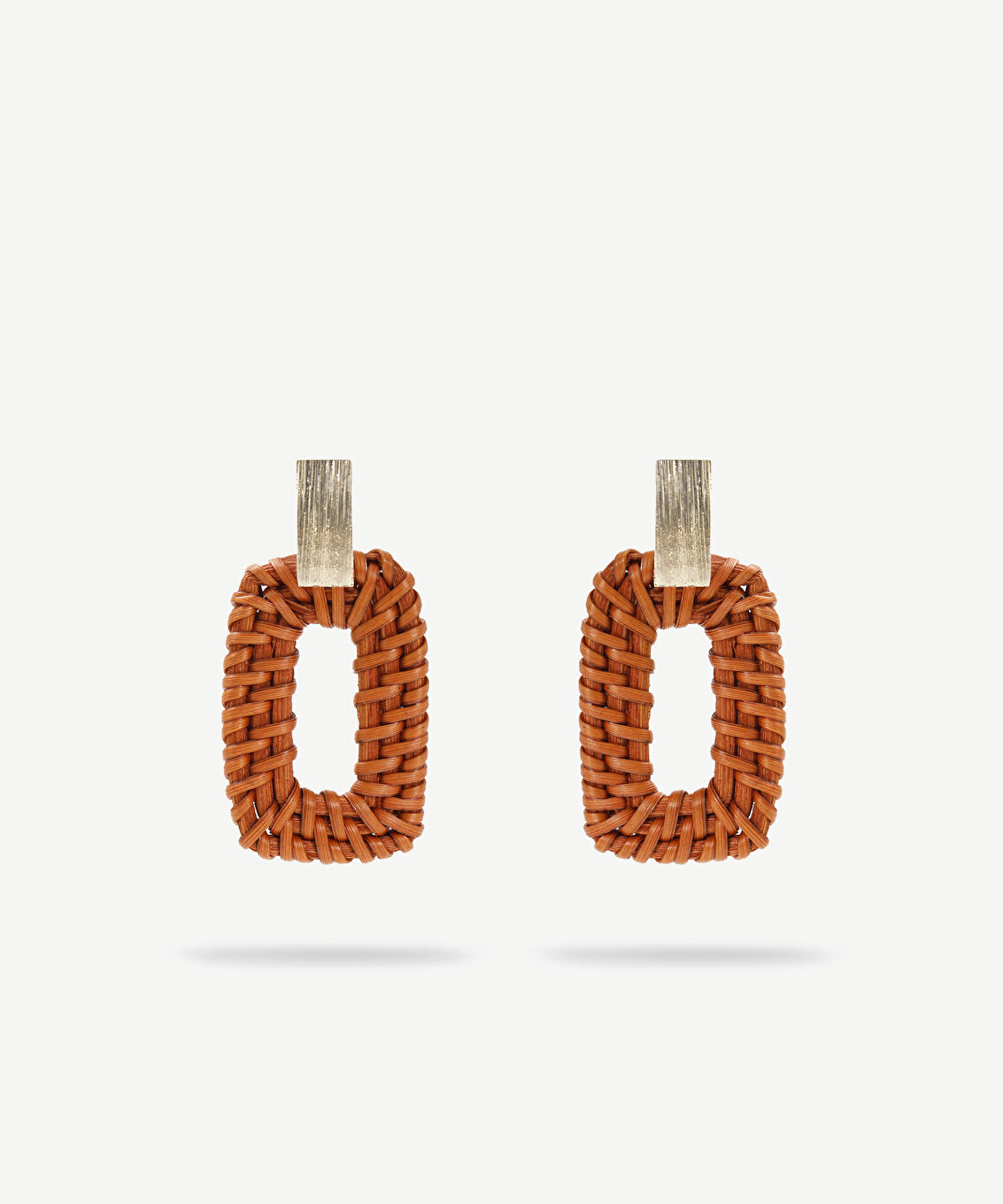 Rattan Detaylı Küpe
