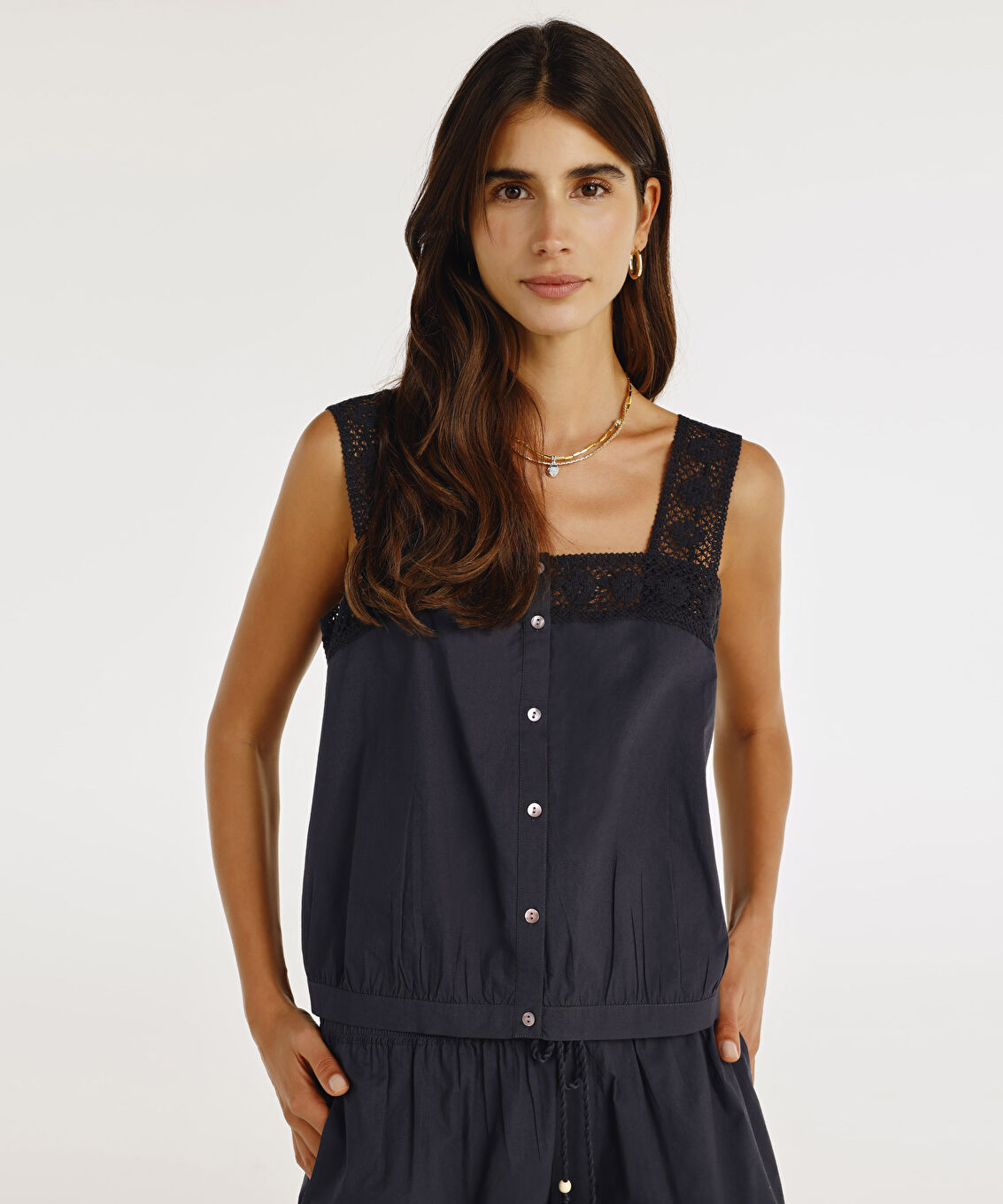 Kare Yakalı Crochet Detaylı Crop Üst