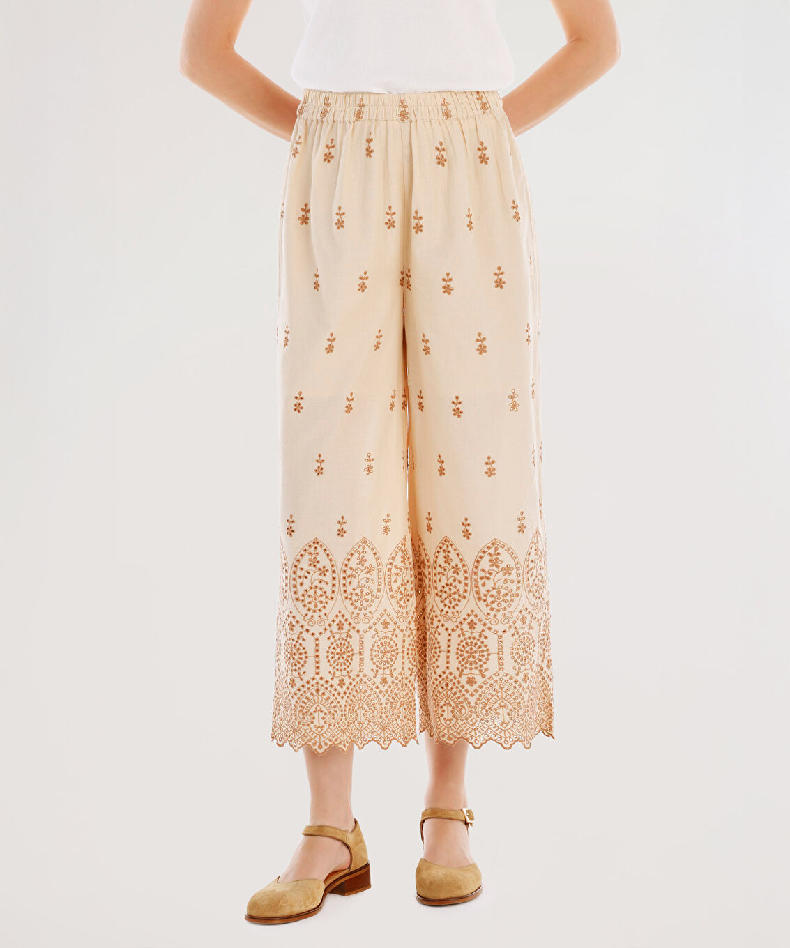 Nakış Detaylı Pantolon