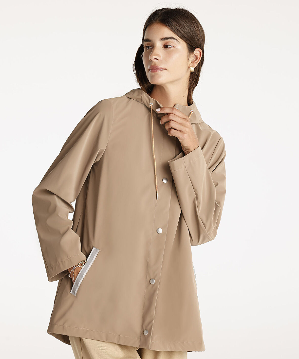 Yargıcı Açık Kahve Arka Detaylı Yağmurluk 24KKYM5401X018L | Yargıcı
