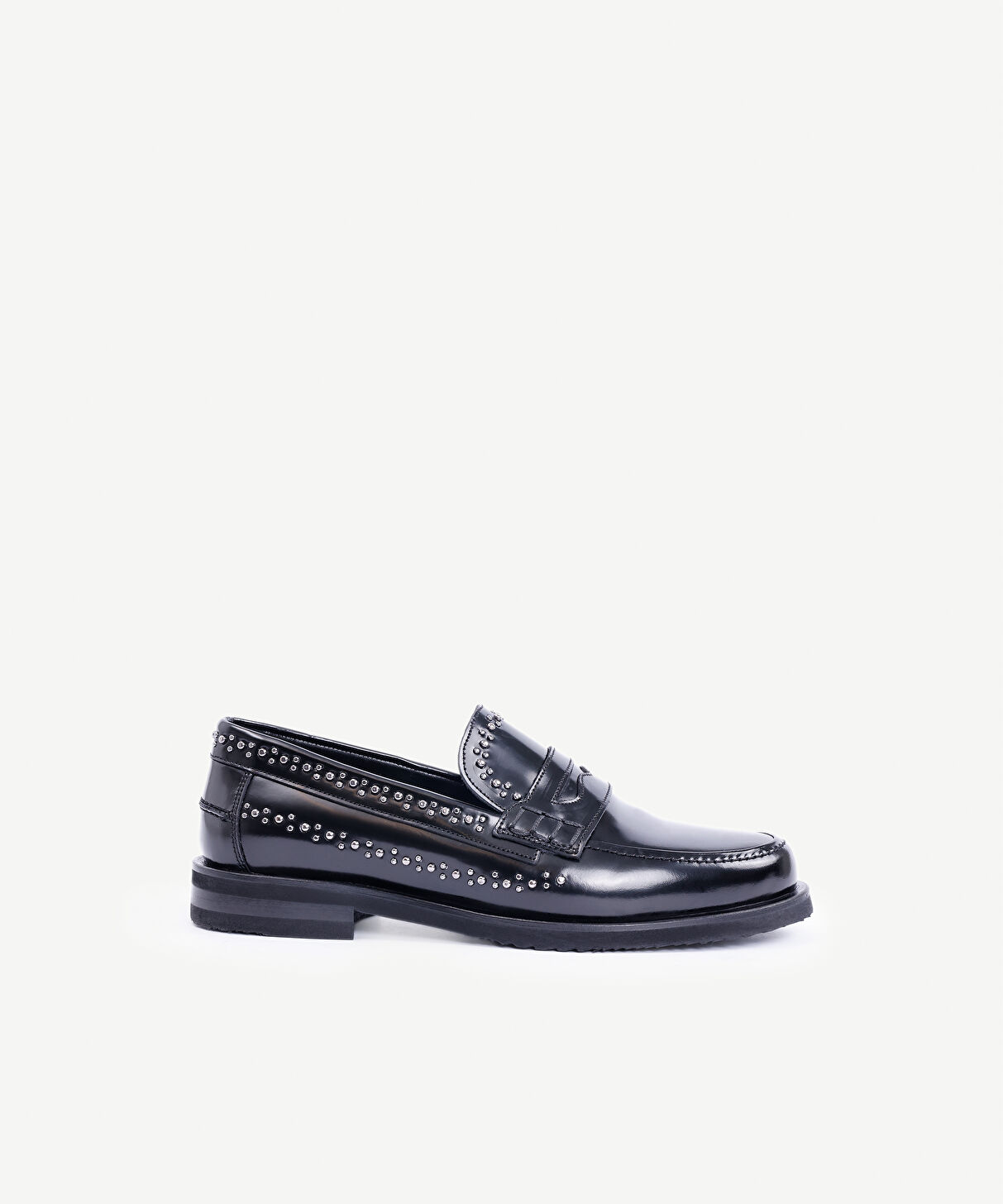 Yargıcı Siyah Zımba Detaylı Deri Loafer 25KKAY4032X00136 | Yargıcı
