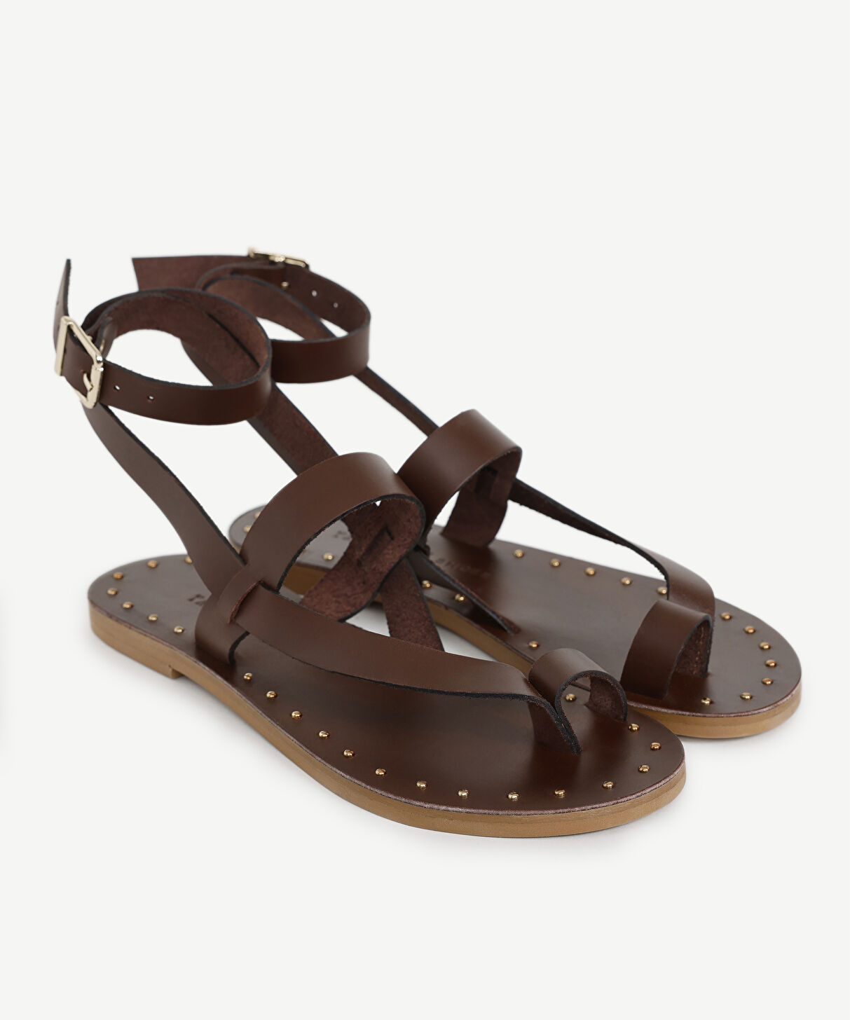Yargıcı Kahverengi Tabanı Pimli Deri Sandalet 25YKAY4013X20841