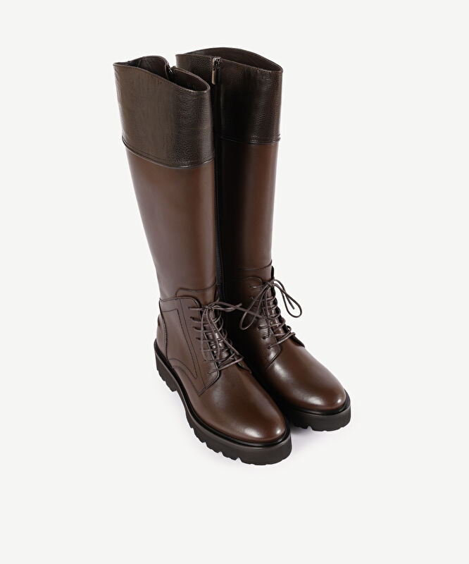 Bağ Detaylı Deri Çizme