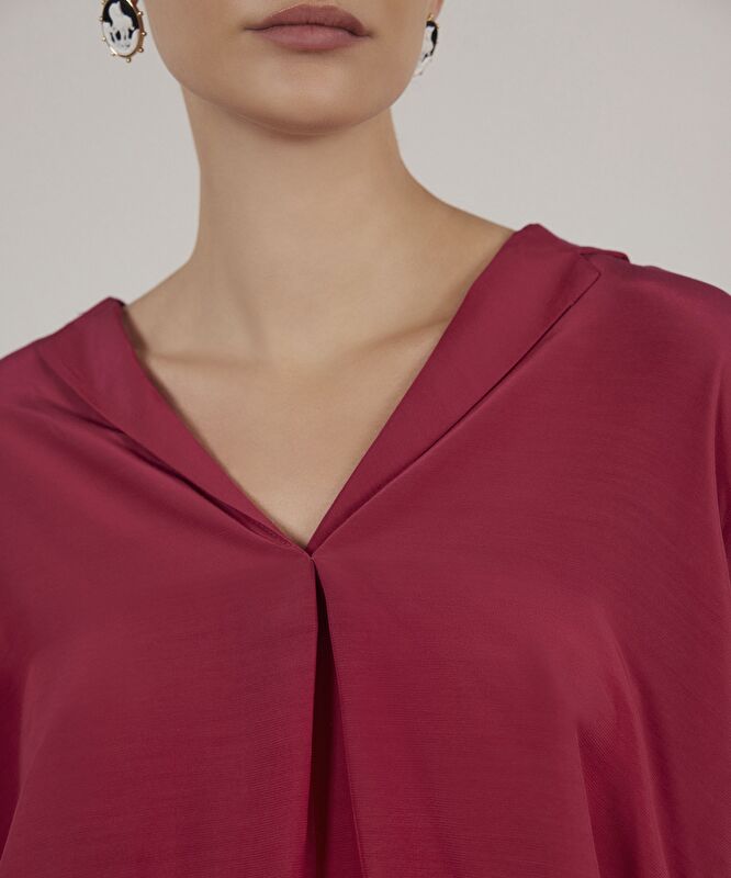 Arka Detaylı Bluz