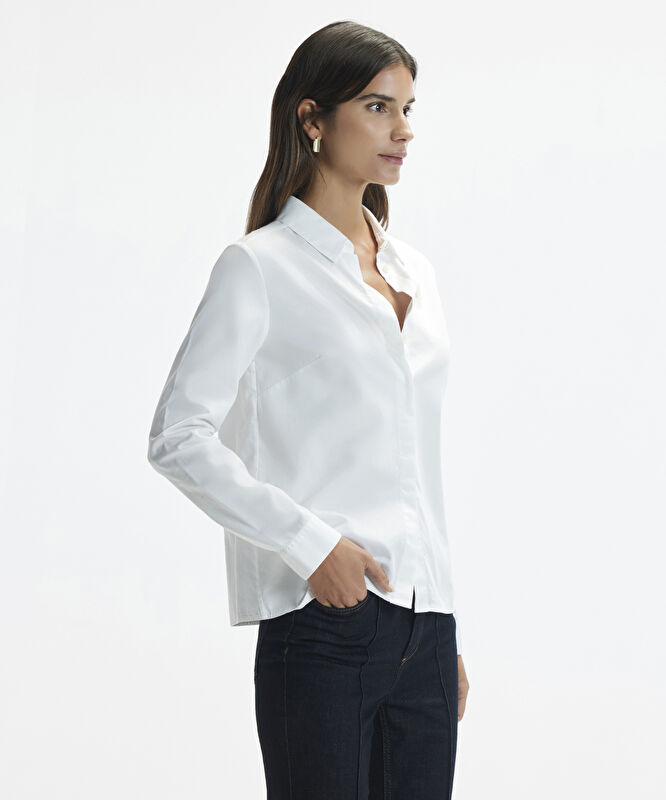 Uzun Kollu Düz Kesim Gömlek
