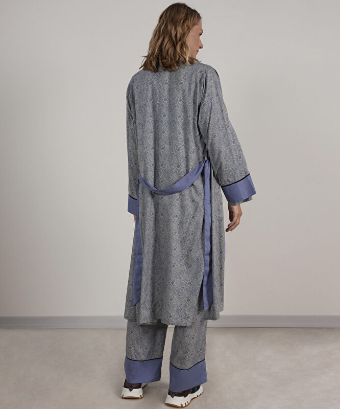Kontrast Detaylı Pijama Üstü