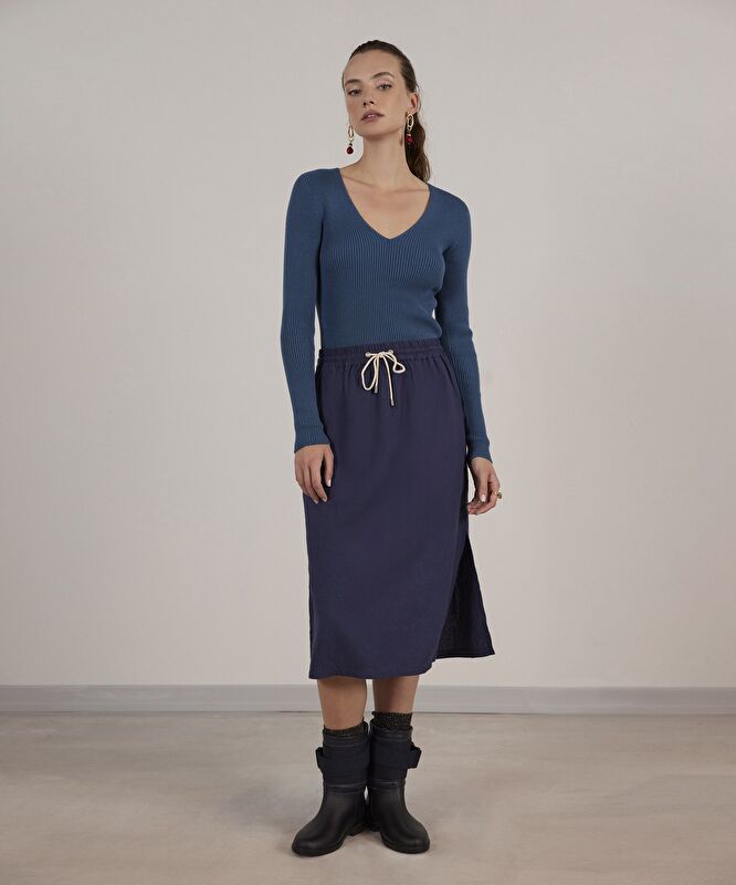 V Yakalı Dikişsiz Triko