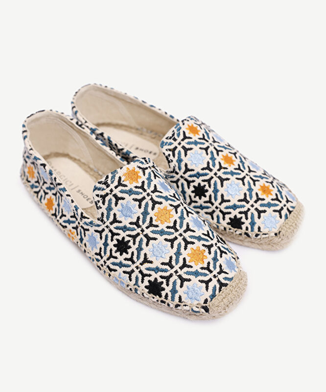 Kanvas Üzeri Mozaik Nakış Espadril