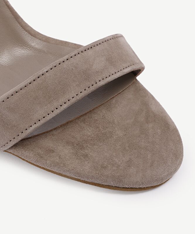 Süet Deri Yumuşak Topuklu Ayakkabı