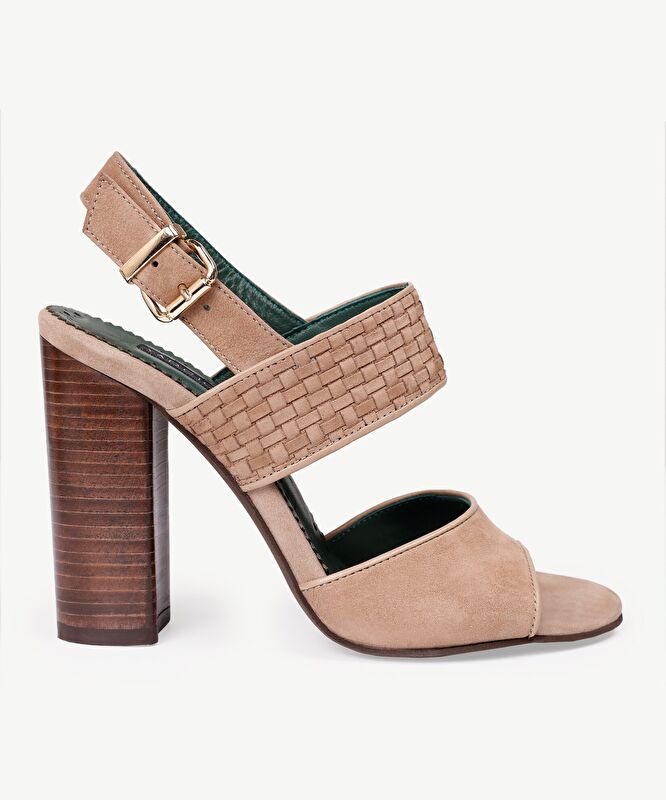 Kösele Kaplama Yumuşak Deri Topuklu Ayakkabı