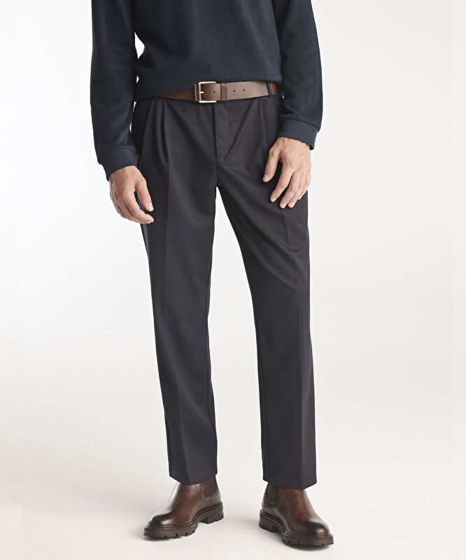 Tapered Fit Pantolon