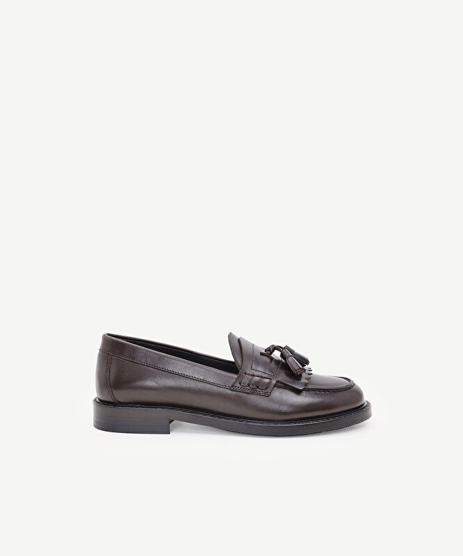 Kauçuk Tabanlı Deri Loafer
