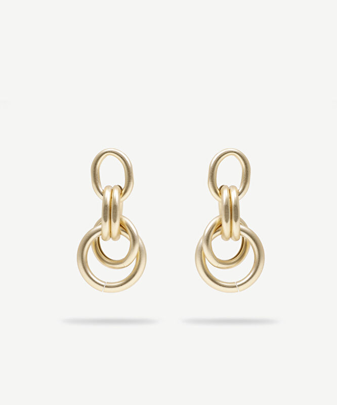 Zincir Detaylı Küpe