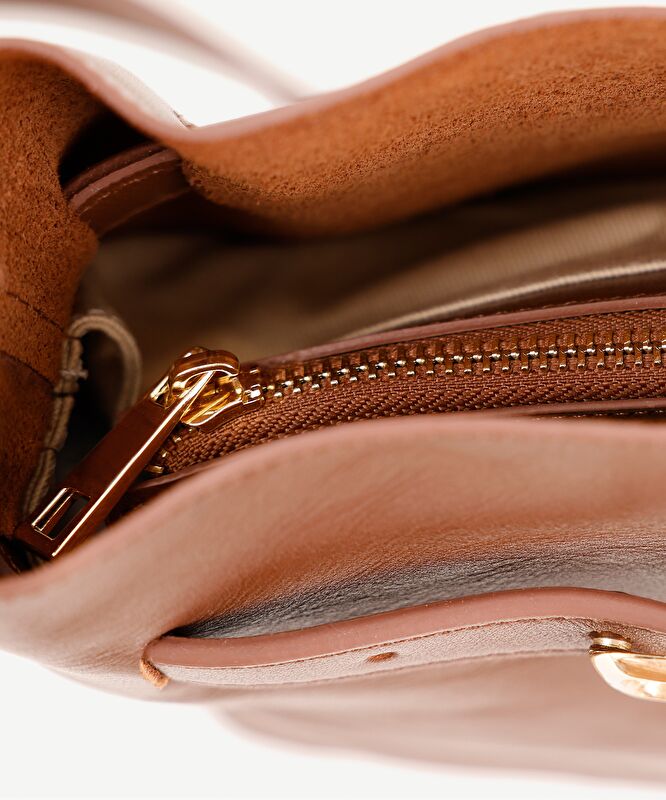 Toka Detaylı Mini Omuz Çantası