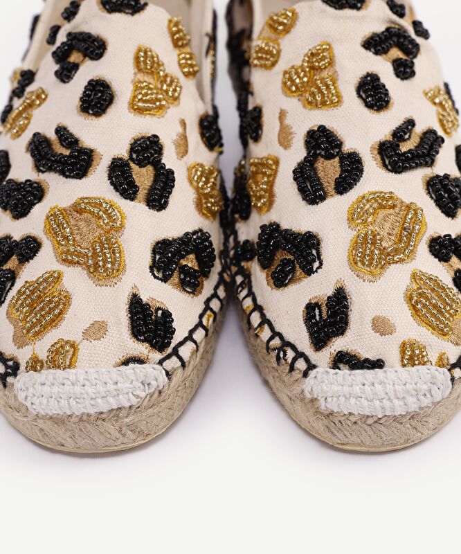 Kanvas Üzerine Leopar Nakışlı Espadril