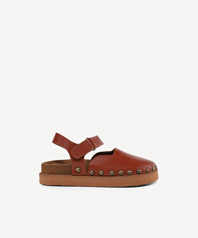 Trock Detaylı Deri Sandalet