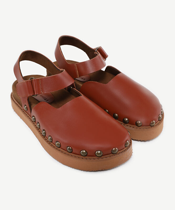 Trock Detaylı Deri Sandalet