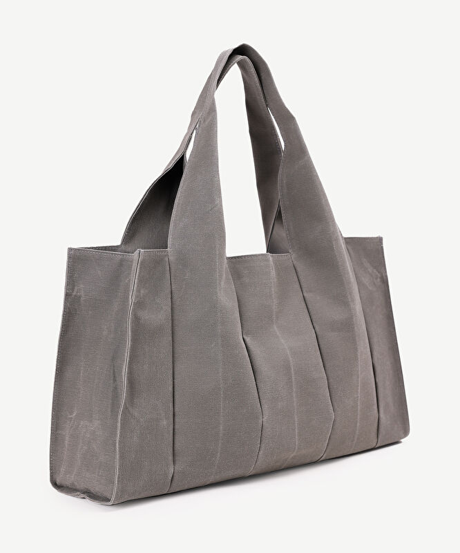 Orta Boy Kanvas Pileli Çanta