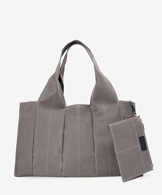 Orta Boy Kanvas Pileli Çanta