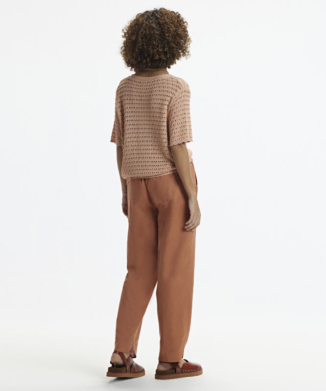 Beli Lastikli  Nakış Detaylı Pantolon