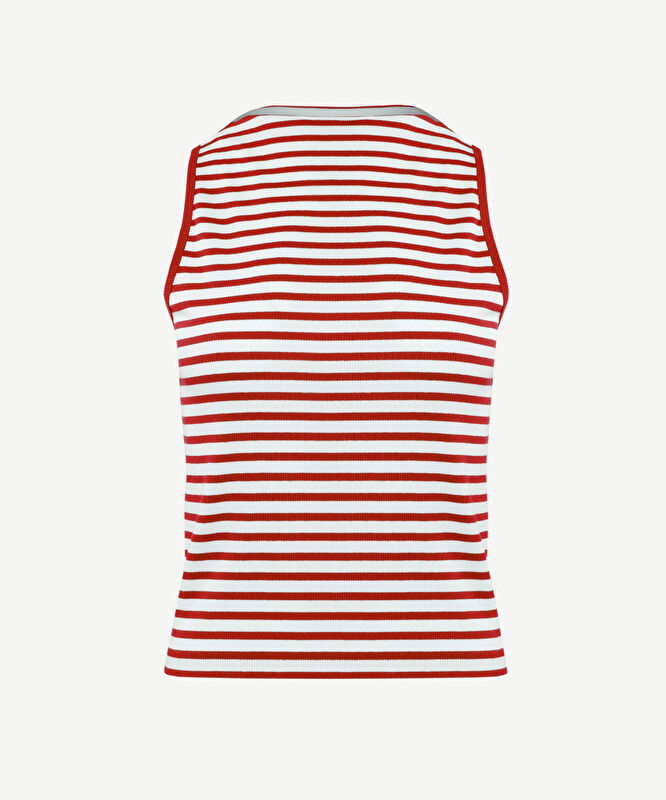 Dık Yaka Kolsuz T-Shirt