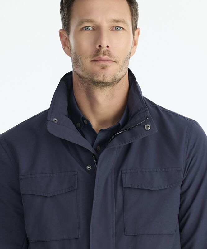 Regular Dik Yaka Uzun Kol Yağmurluk