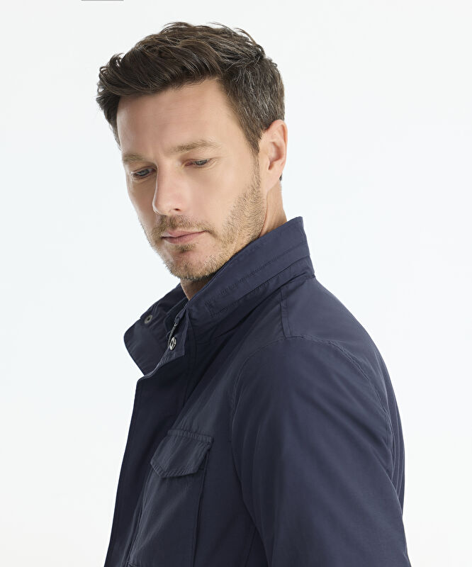 Regular Dik Yaka Uzun Kol Yağmurluk