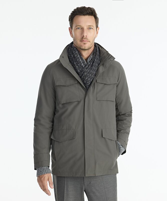 Regular Dik Yaka Uzun Kol Yağmurluk