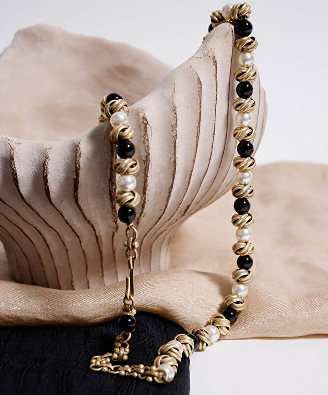 İnci Detaylı Kolye