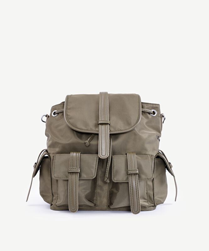 Çift Cepli Sırt Çantası