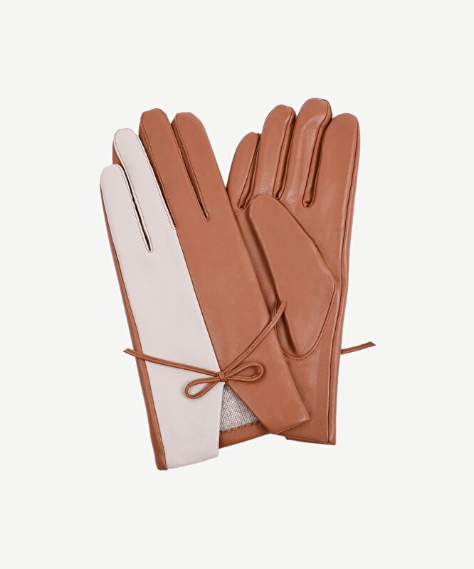Fiyonk Detaylı Deri Eldiven
