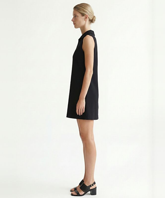 Düz Gömlek Yaka Kolsuz Elbise