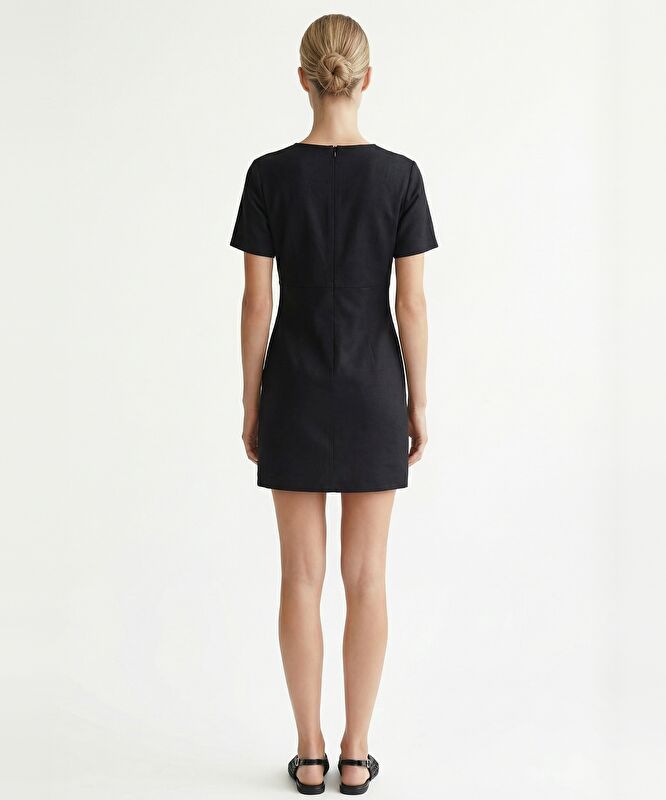 Düz Bisiklet Yaka Kısa Kol Elbise