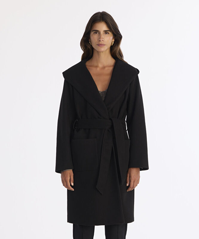 Kapüşonlu Ve Kemerli Uzun Palto