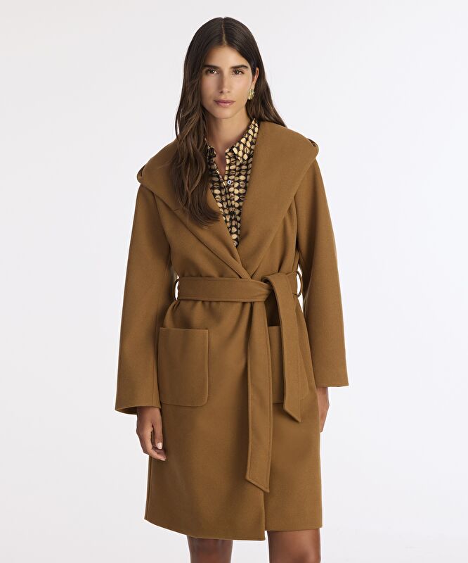 Kapüşonlu Ve Kemerli Uzun Palto