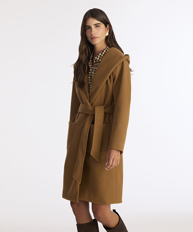 Kapüşonlu Ve Kemerli Uzun Palto