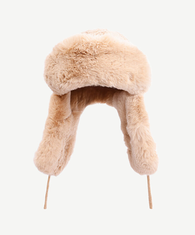 Örgü Detaylı Kürklü Kar Şapkası