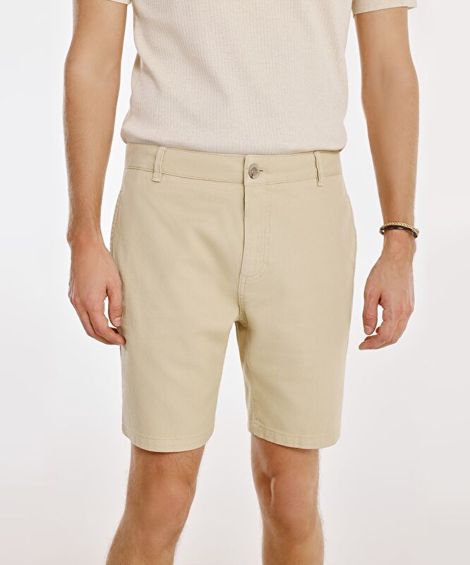 Klasik Kesim Bermuda Şort