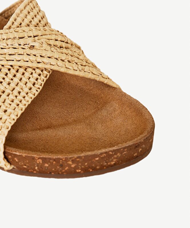 Çapraz Bantlı Hasır Terlik