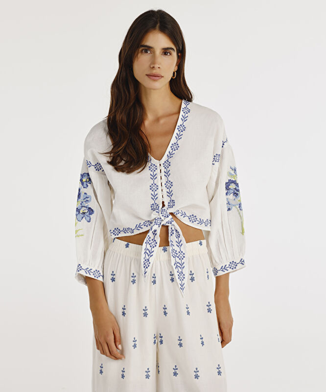 Bağlama Detaylı Bluz