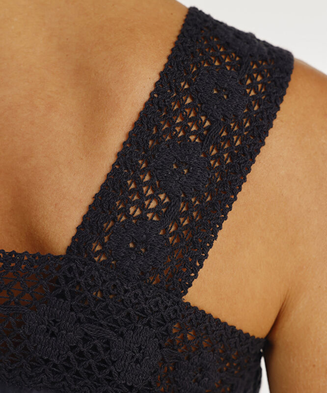 Kare Yakalı Crochet Detaylı Crop Üst