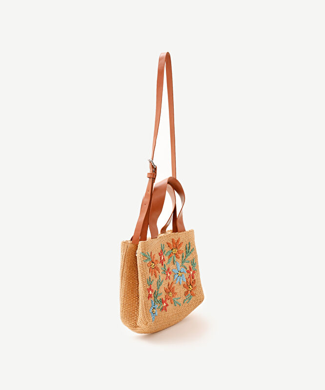 Çiçek İşlemeli El Çantası