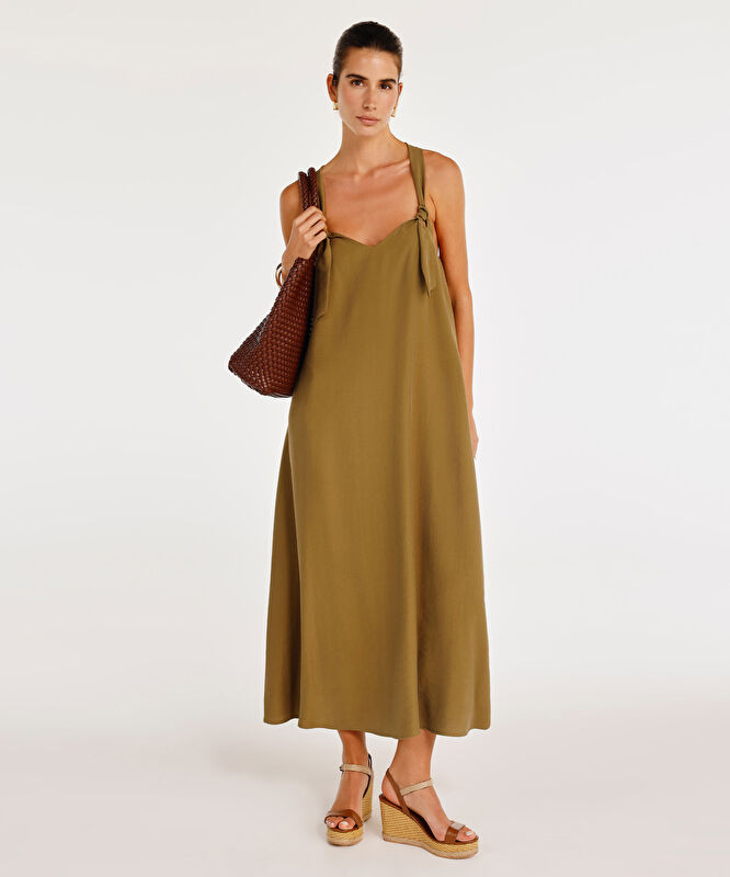 Düğüm Askı Detaylı V Yaka Uzun Boy Elbise