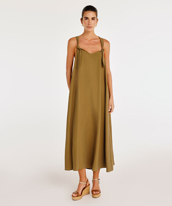 Düğüm Askı Detaylı V Yaka Uzun Boy Elbise