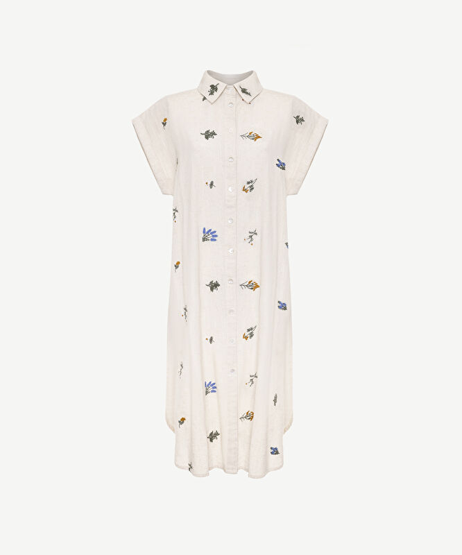 Nakış Detaylı Kısa Kollu Elbise